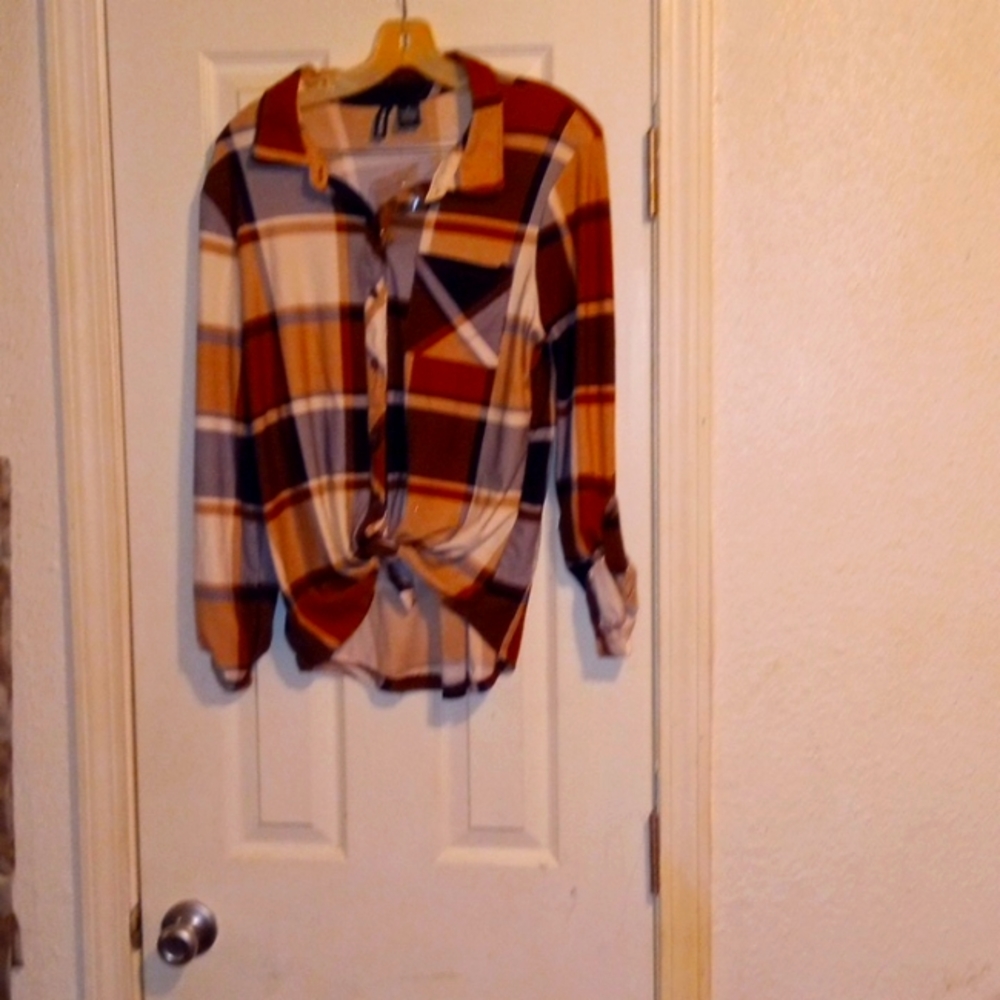 Kristin Nicole Plaid Women's Casual/Dress Shirt